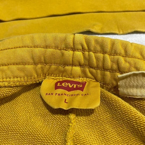 Levi's Men XL Yellow athletic hoodie and sweatpants set. SKU204 - Picture 4 of 8